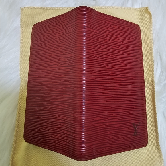 ❤️🎉HOST PICK🎉❤️Louis Vuitton Red Epi bundle (Rare! Good condition!) - Picture 10 of 17